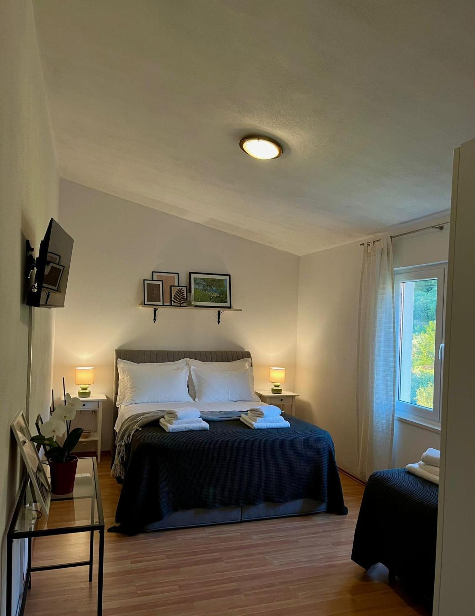Apartments Curnic เยเซนิเซ ภายนอก รูปภาพ